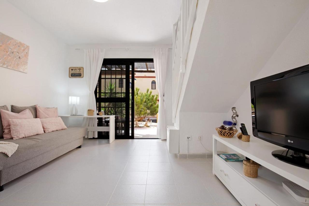 Apartamento Vista Piscina O Terraza, Wifi Gratis Costa Calma Luaran gambar